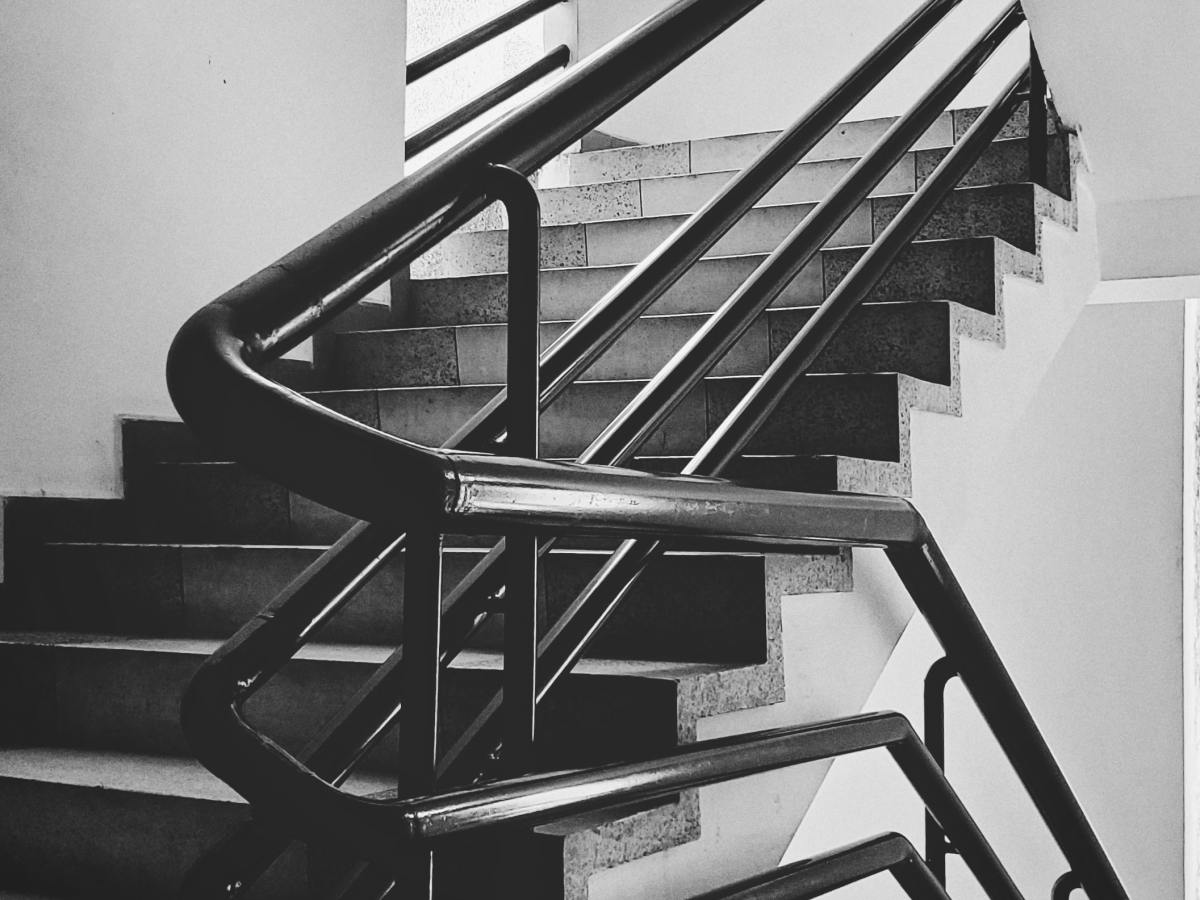 Una niña, un hombre, una gabardina; lo indecible